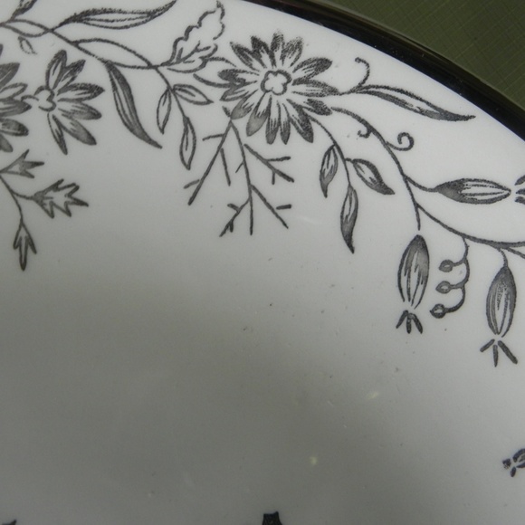 25th Anniversary Plate - Picture 4 of 7